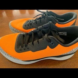 Jordan Zoom Tenacity 88. Size 11. Orange/Safari. Like new.